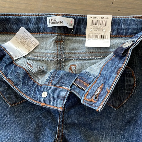 Two Little Girls Epic Threads Jeans, Size 6 - Picture 11 of 11